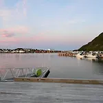 #lofoten Ved Sjoen