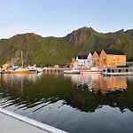 Lägenhet #lofoten Ved Sjoen *