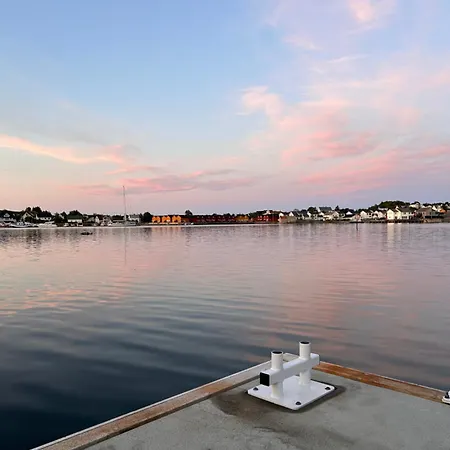 #lofoten Ved Sjoen Ballstad