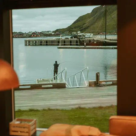 #lofoten Ved Sjoen Ballstad