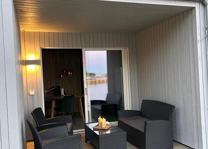 #lofoten Ved Sjoen *