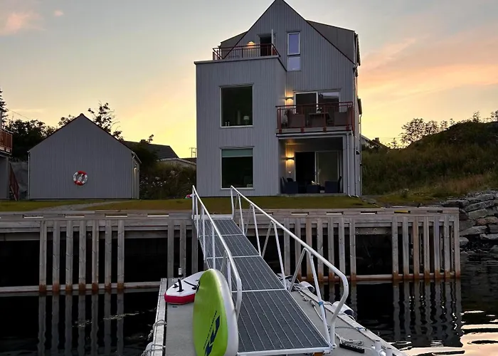 #lofoten Ved Sjoen Ballstad