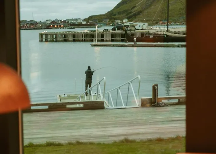 #lofoten Ved Sjoen Ballstad