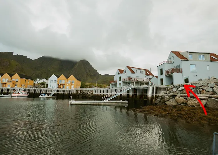 #lofoten Ved Sjoen * Ballstad